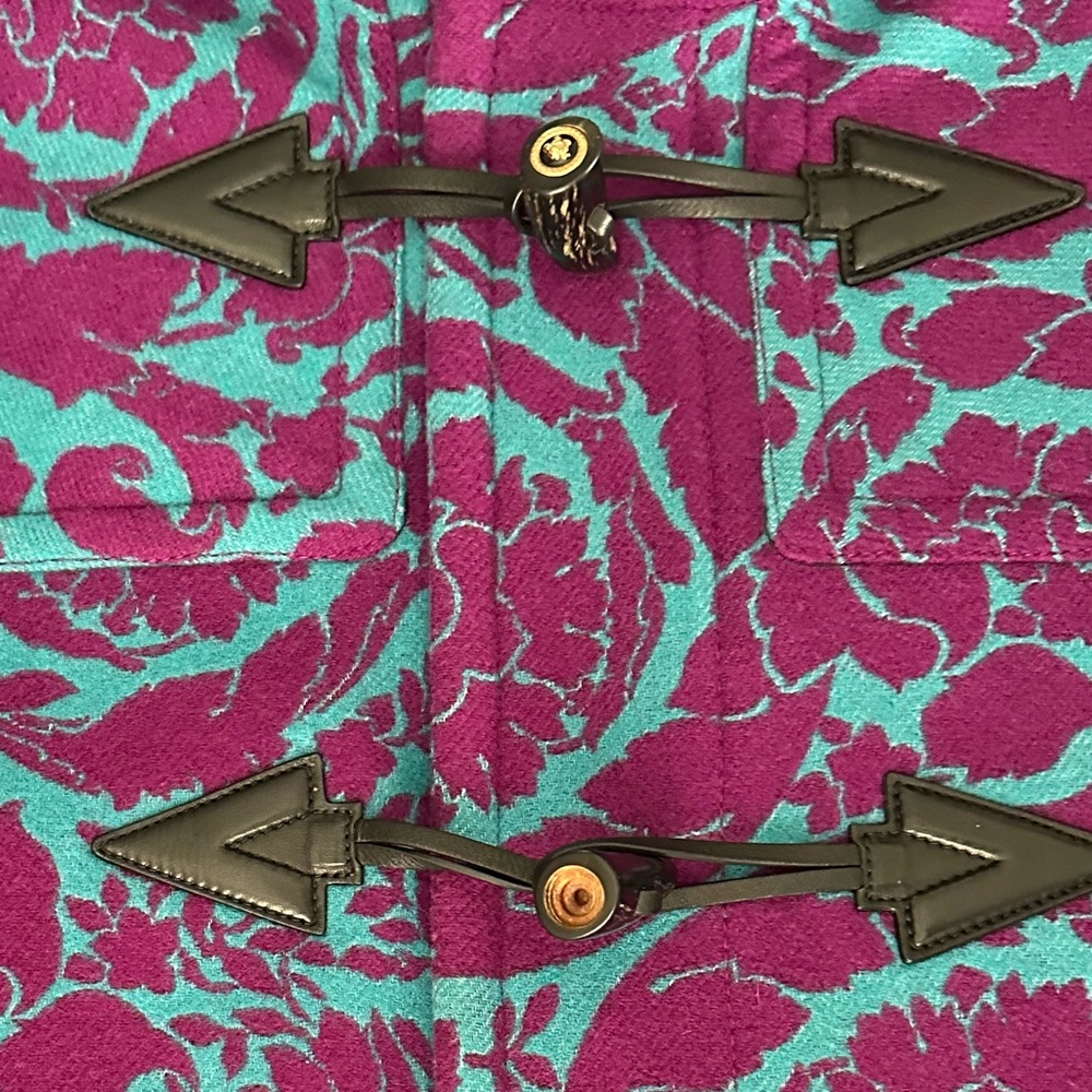 Versace - Picture 3 of 5